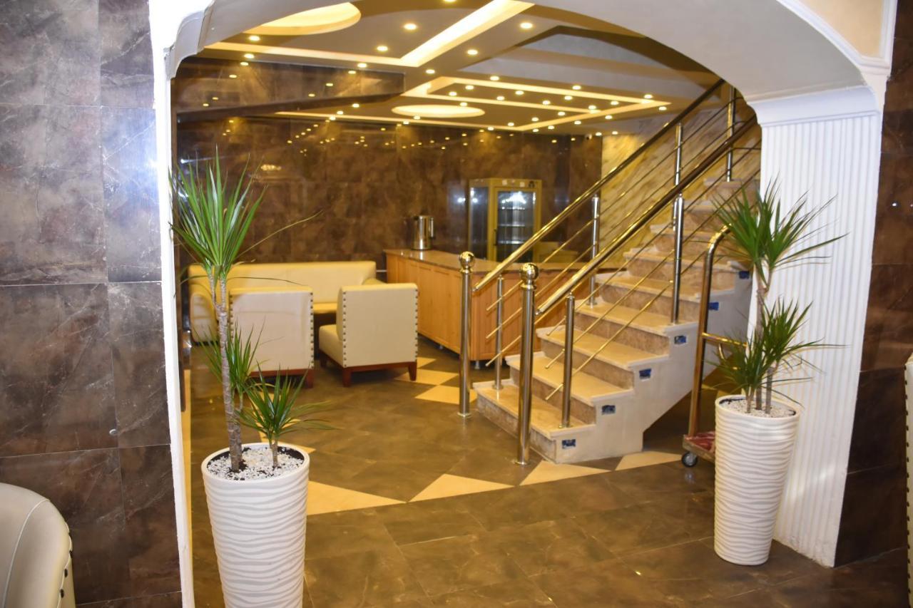 Madison Hotel