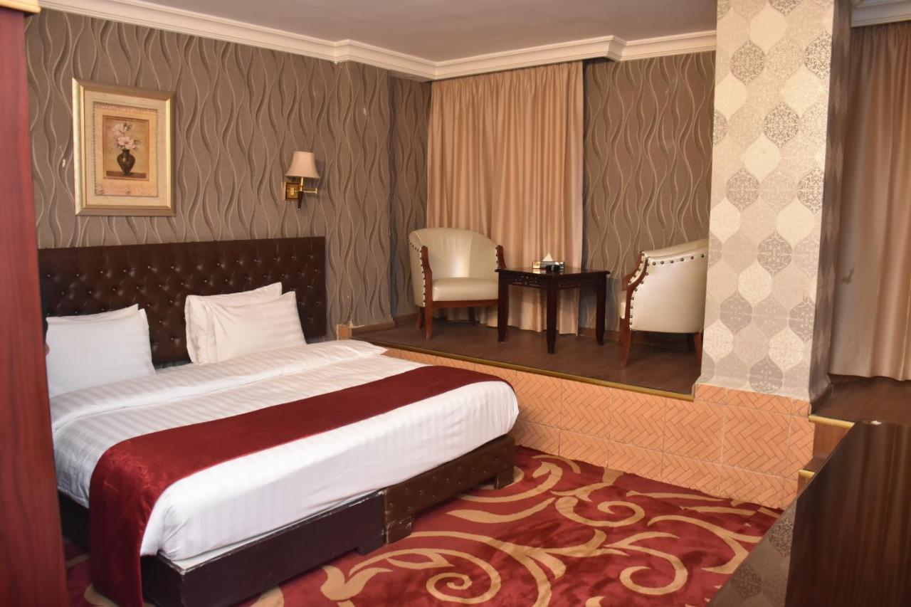 Madison Hotel 3*